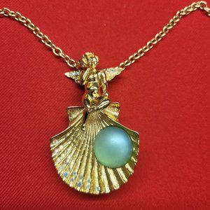 Kirks Folly Whispering Angel Sitting on Shell Green Pearl Pendant Chain Necklace